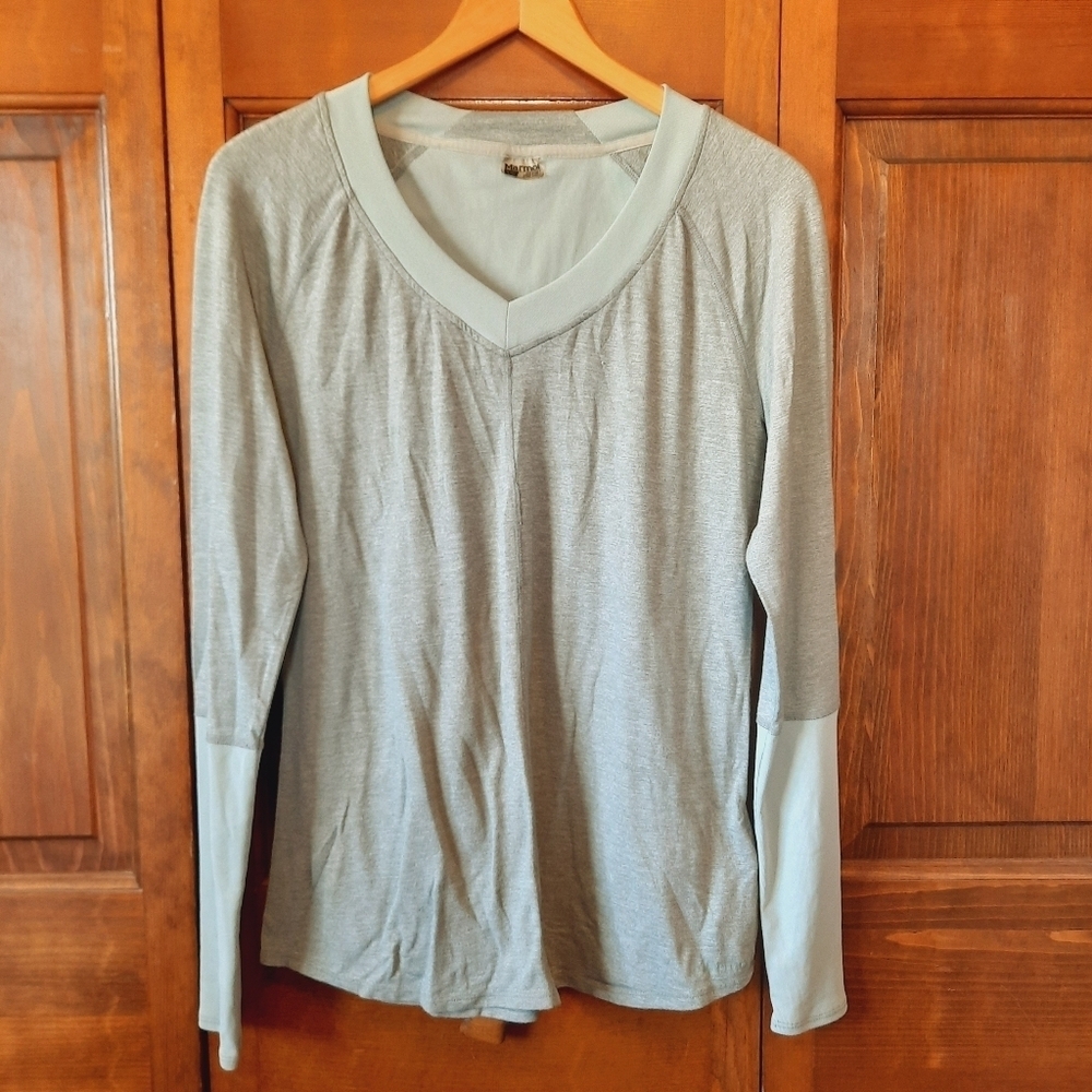Marmot Marled Sage Green V-neck Base Layer Long Sleeve T-shirt Size Large